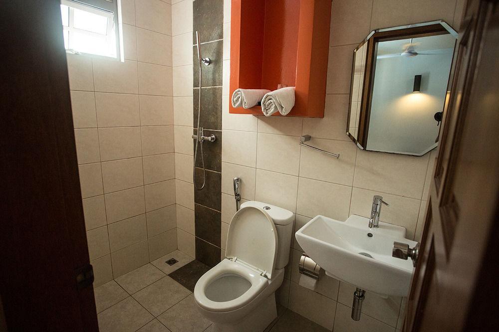 Lvis Boutique Hotel Male Ngoại thất bức ảnh